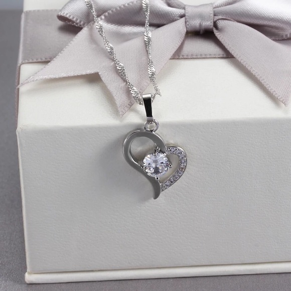 Heart Pendant Cubic Zirconia - Picture 3 of 10